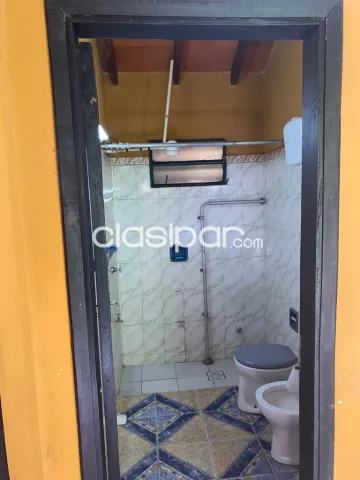 705 metros cuadrados. En pleno centro de Ayolas. O alquilo. Pero mejor vendo contado.!!!!, foto 3