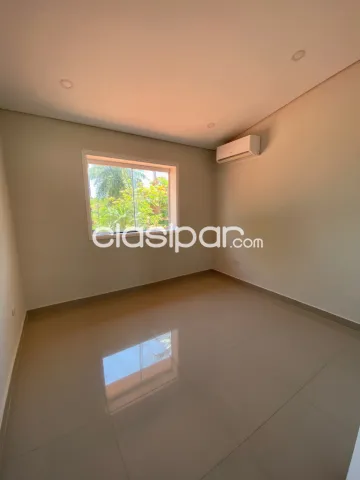 Villa Morra: Amplia y funcional residencia, 3 dormit, gran jardín, piscina, 10.000.000 gs, foto 4