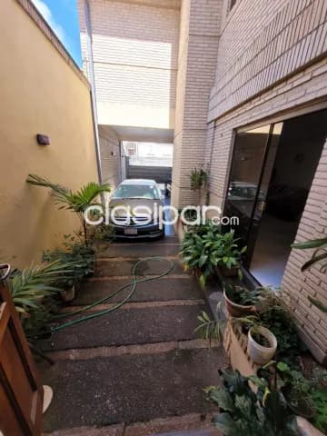 Bo Jara- prox. Col. Francés: Confortable residencia, 3 dormit, escritorio, jardín, piscina, foto 3