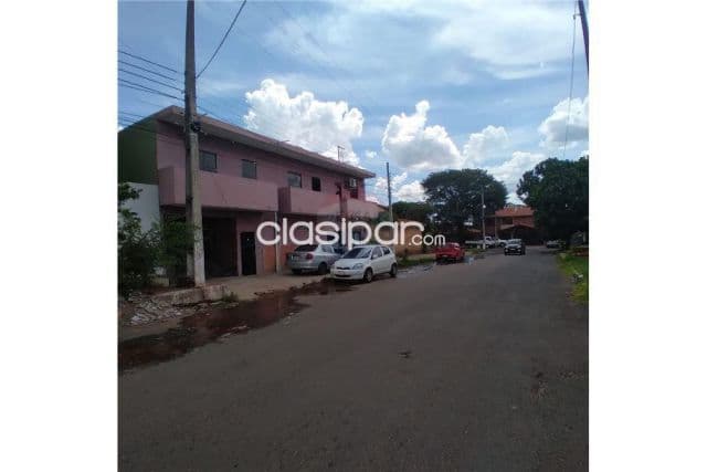 De edificio con 8 departamentos en Lambaré — foto 1
