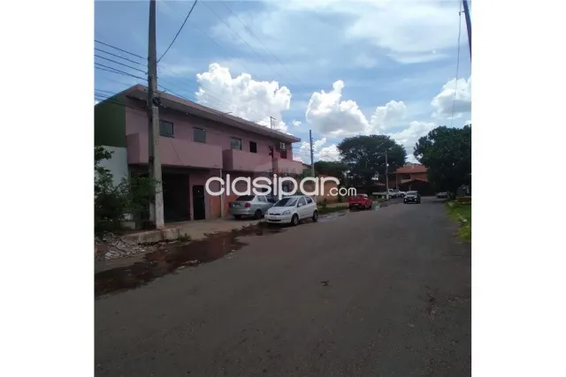 De edificio con 8 departamentos en Lambaré — foto 2