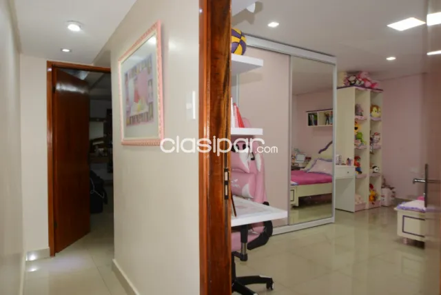 casa en Hernandarias área 6 (metros del ex aeropuerto) Terreno Titulada 15x30Esquina, foto 2
