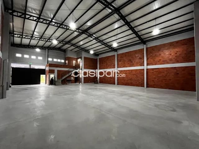Mr alonso: 400 m2, impecable deposito, totalmente equipado + oficinas, refrigeración — foto 4