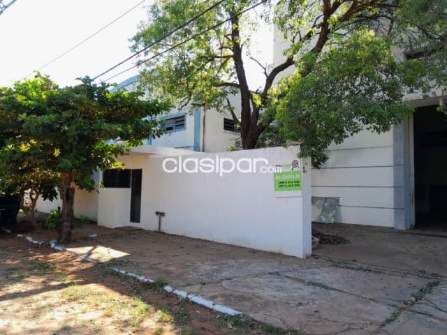 Fdo de la mora: 1.000 m2 deposito + oficinas + estacionamiento + entrada de camiones, foto 1