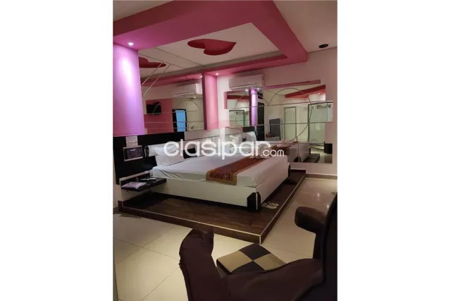 motel en el barrio Arroyo Porã, ruta sexta: 23 habitaciones con 26 baños — foto 3