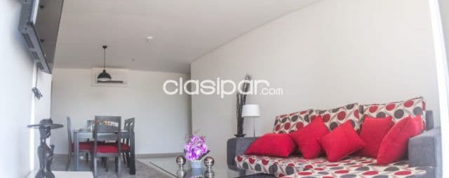 departamento amoblado de 2 dormitorios sobre Santísima Trinidad