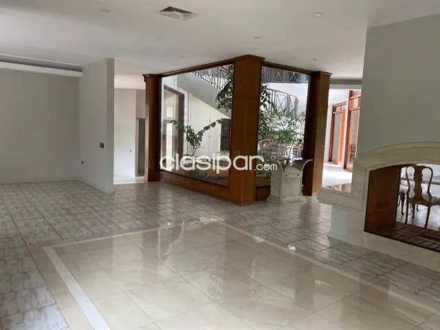 Carmelitas: Lujosa residencia, 1.100 m2, 5 dormit, quincho, gran jardín, piscina, foto 4