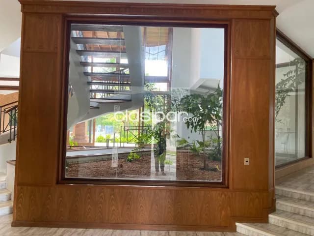 Carmelitas: Lujosa residencia, 1.100 m2, 5 dormit, quincho, gran jardín, piscina, foto 5