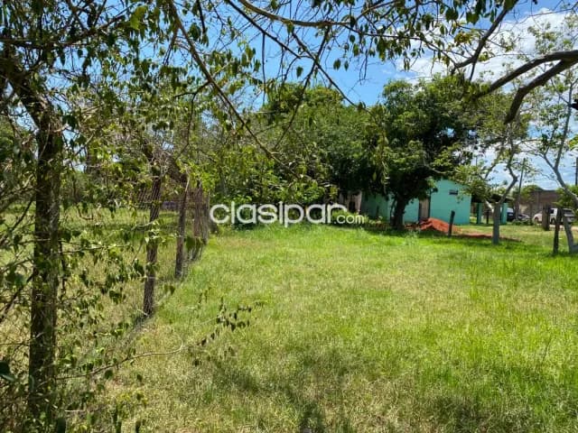 Terreno en el centro de coronel oviedo, foto 3