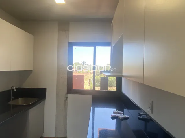Se vende Departamento de 2 Dormitorios, a 2 cuadras de la avenida 1er. Presidente, foto 4