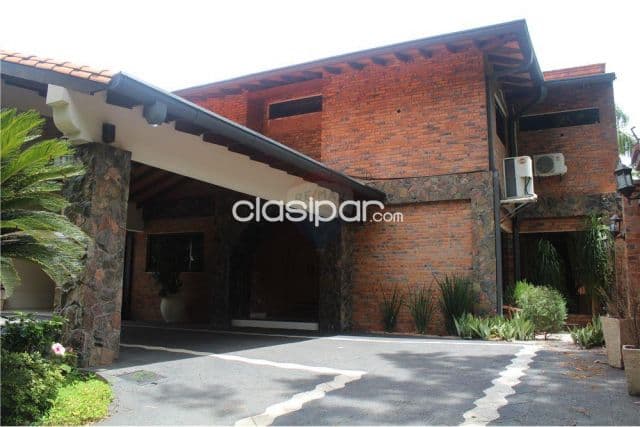 De hermosa residencia en lambare