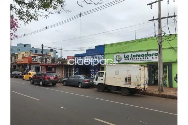 terreno de 2070 m2 con construcción sobre avenida Caballero, foto 3