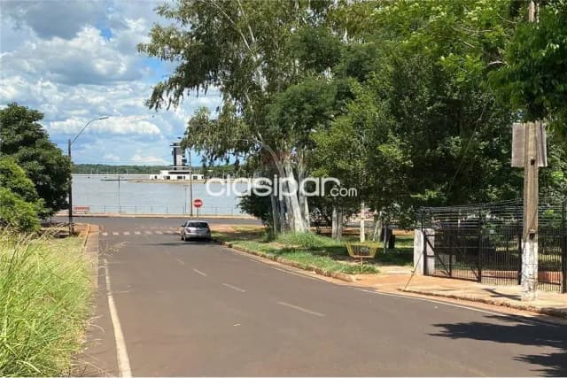 terreno de 1447 m2 en esquina en el barrio La Paz, zona Tribunales — foto 4