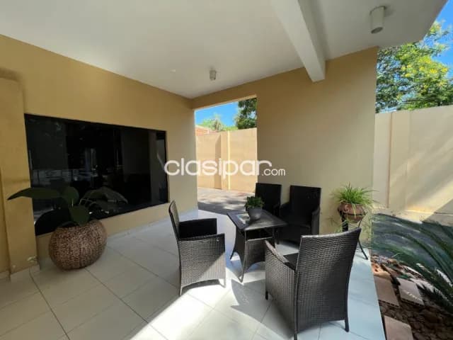 En venta amplia residencia en lambare - zona canal 13 - supermercado el pueblo — foto 3