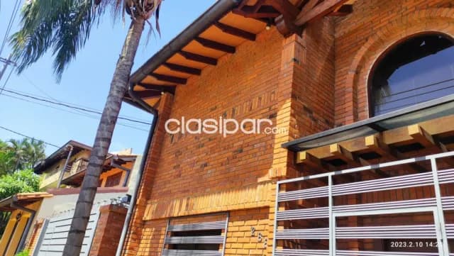 Carmelitas – prox. Casa rica 2: Elegante dúplex amoblado, 3 dormit, jardín, garajes, foto 3