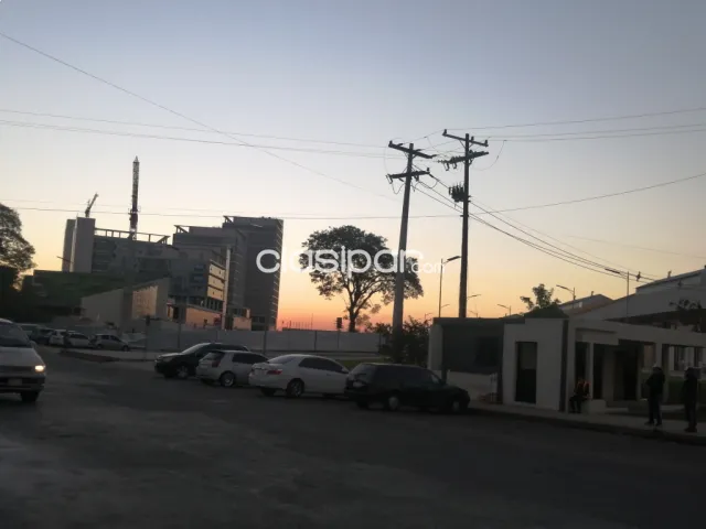 Un local frente al puerto de asuncion, foto 2