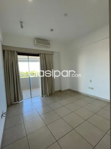 amplio dpto. de 3 dorm. en suite zona Shoping del Sol, foto 3
