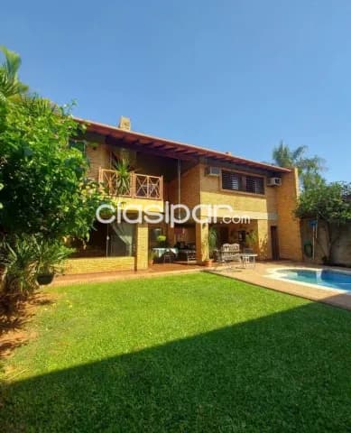 Bo. San cristobal: 420 m2, entorno altamente residencial, 3 dormitorios, jardín, piscina — foto 3