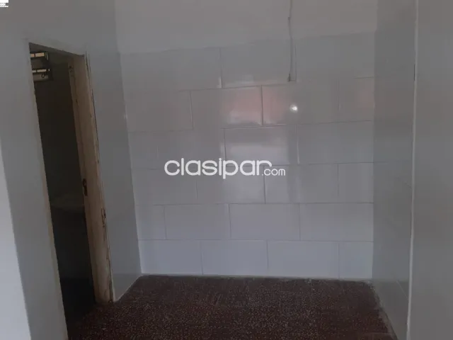 Alquilamos salón comercial ubicado en el centro de San Lorenzo - py — foto 3