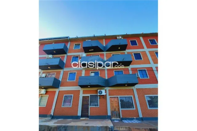 departamento en el edificio Italia II de Cambyreta: 2 habitaciones y 1 baño — foto 2