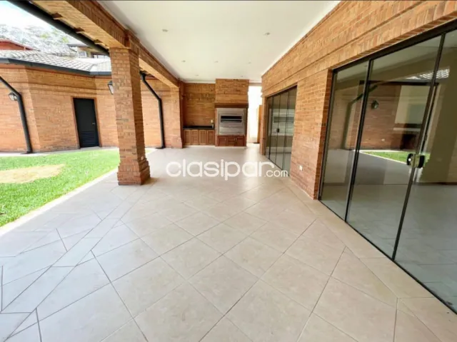 Hermosa Residencia de 4 dormitorios en Barrio Mburucuya, foto 3