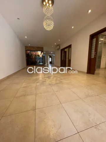 Bo Herrera: Finisima residencia, gran recepción, escritorio, 3 dormit, jardín, piscina, foto 3