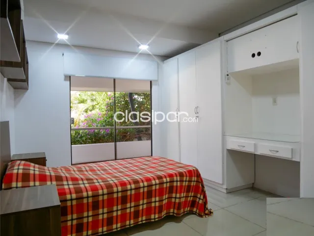 Bo mcal. Lopez: Residencia amoblada, 3 dormit, jardín, piscina, garajes, 2.500 usd, foto 5