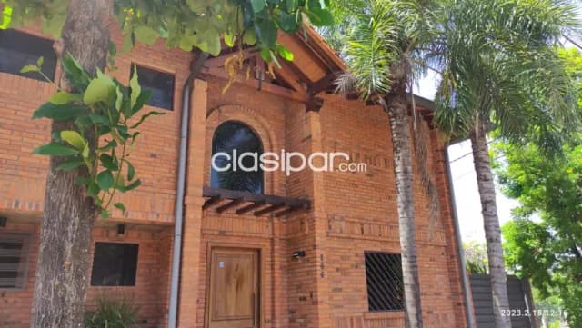 Mburucuyá: Elegante duplex, 3 dormit, amplia recepción, jardín, parrilla, 6.000.000 gs, foto 2