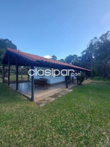 GRANJA FORMADA en venta - Arroyos y Esteros LCS765104