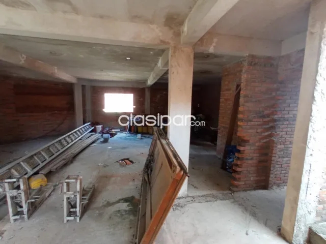 Remato hermosa residencia en Lambaré, zona Yacht, foto 5