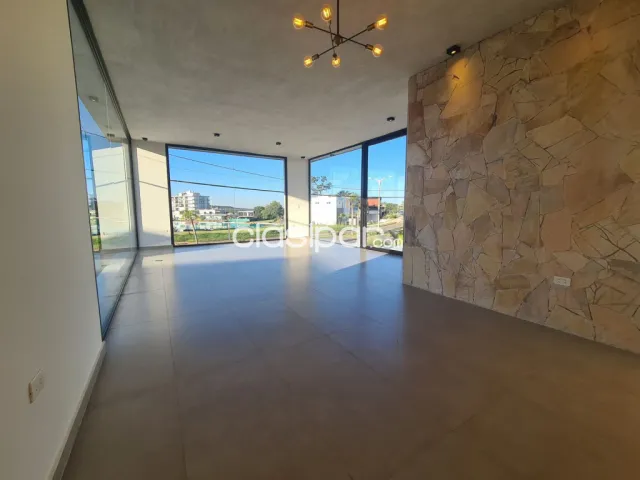 Aqua village a estrenar: Elegante residencia, 3 suites, quincho, parrilla, piscina, seg — foto 4