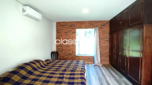 Urb. Sadi – sanber: A pasos del lago, 3 dormit, amplios ambientes, gran jardín, piscina — foto 5
