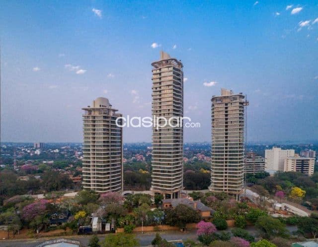 En alquiler lujoso departamento amoblado 4d en Trinidad — foto principal