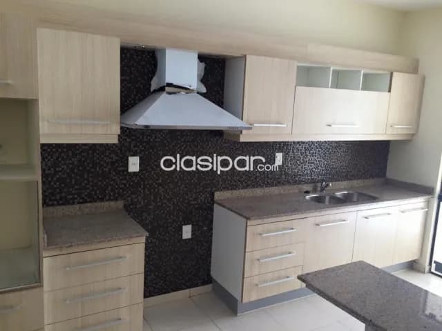 Casa Pareada de 3 dormitorios en Luque barrio Loma Merlo — foto 3