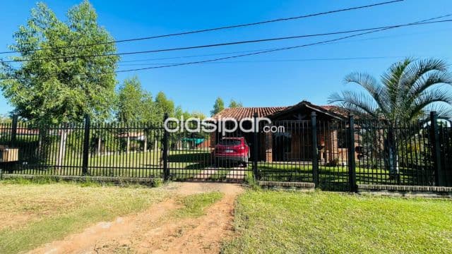 Casa o terreno en Luque barrio bella vista cod 2676