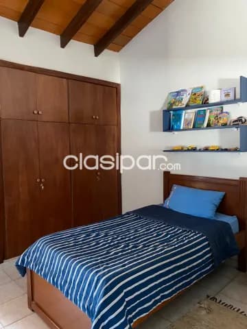 Lambare. Ofertaaa!! Vendo residencia amoblada y equipada zona canal 13 y shooping pueblo — foto 5