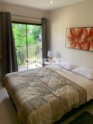 Duplex amoblado