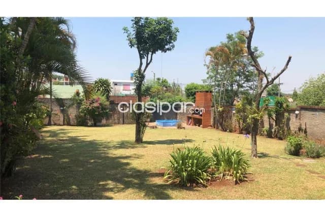 casa en zona céntrica de Encarnación: 4 habitaciones y 3 baños — foto 5