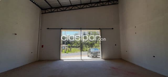 Deposito en Luque - Mora Cue, foto 1