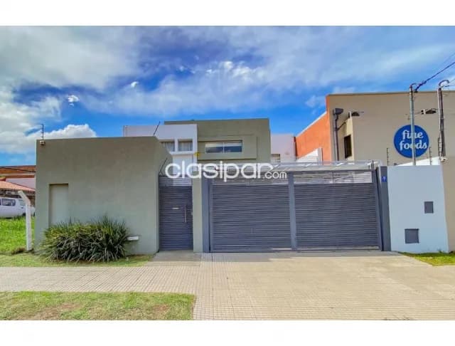 Mr Alonso Bajo De Precio 303M2 Hermosa Casa En Venta 145000 Usd, foto 2