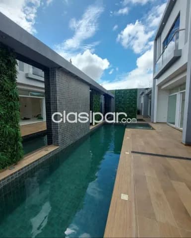Ykua sati – goethe: Impecable residencia, escritorio, jardín piscina, 4 garages, 3.000 usd — foto 2