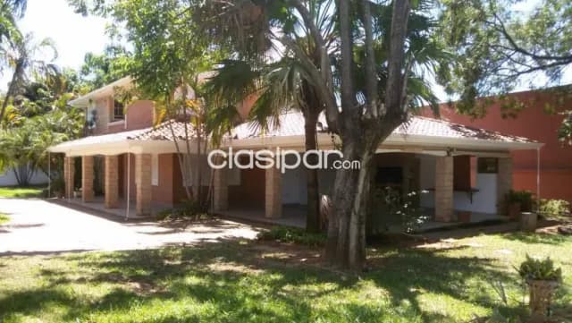 Amplia casa en Luque zona conmebol, foto 3