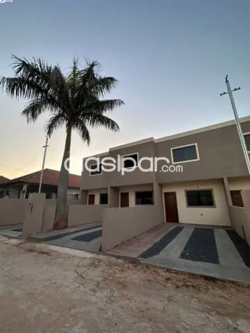 Espectacular duplex en Luque!! Zona curva romero!, foto 2