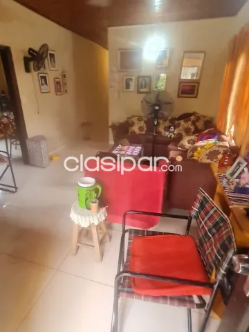 Casa barrio Trinidad a una cuadra de artigas zona stock artigas — foto 3