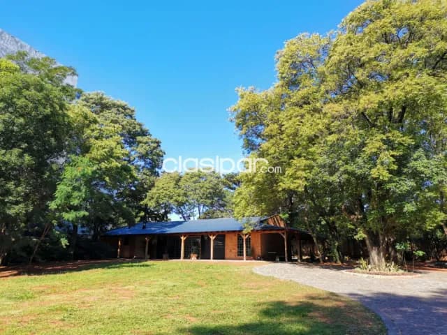 Comp. Textilia – Las Mercedes: Ideal p/ oficinas, ong, restaurant, y otros – 15.000.000 gs, foto 2