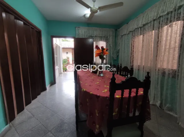Amplia casa en barrio Carmelitas — foto 3