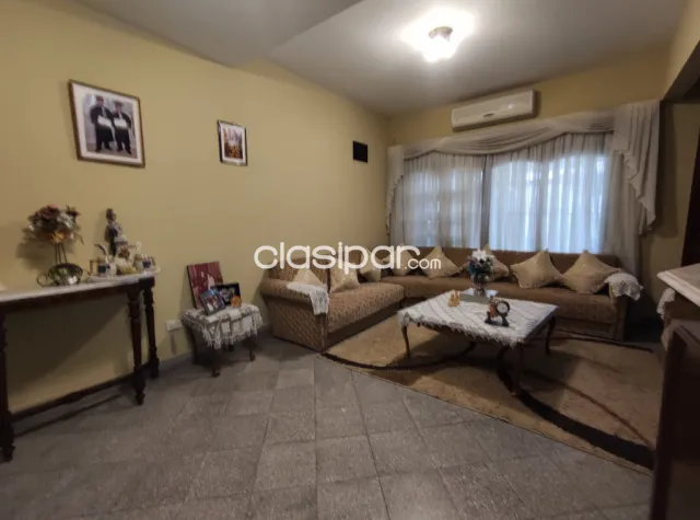 Amplia casa en barrio Carmelitas — foto 4