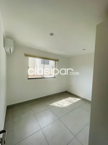 O vendo duplex en Luque boulevard los jardines cod 1768 — foto 3