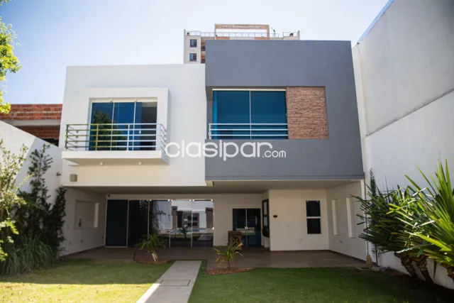 Casa de 4 dormitorios zona CIT / colegio Trinity, foto 3