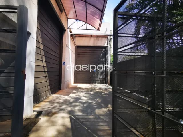 Z/ bruno guggiari: 800m2 + 3 oficinas + giro camiones, 17.000.000 gs, foto 3